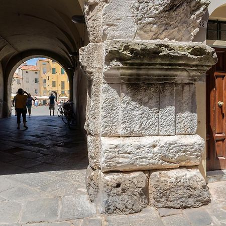 Anfiteatro Lucca Apartment Bagian luar foto